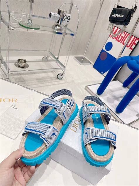 dior sandals 2022